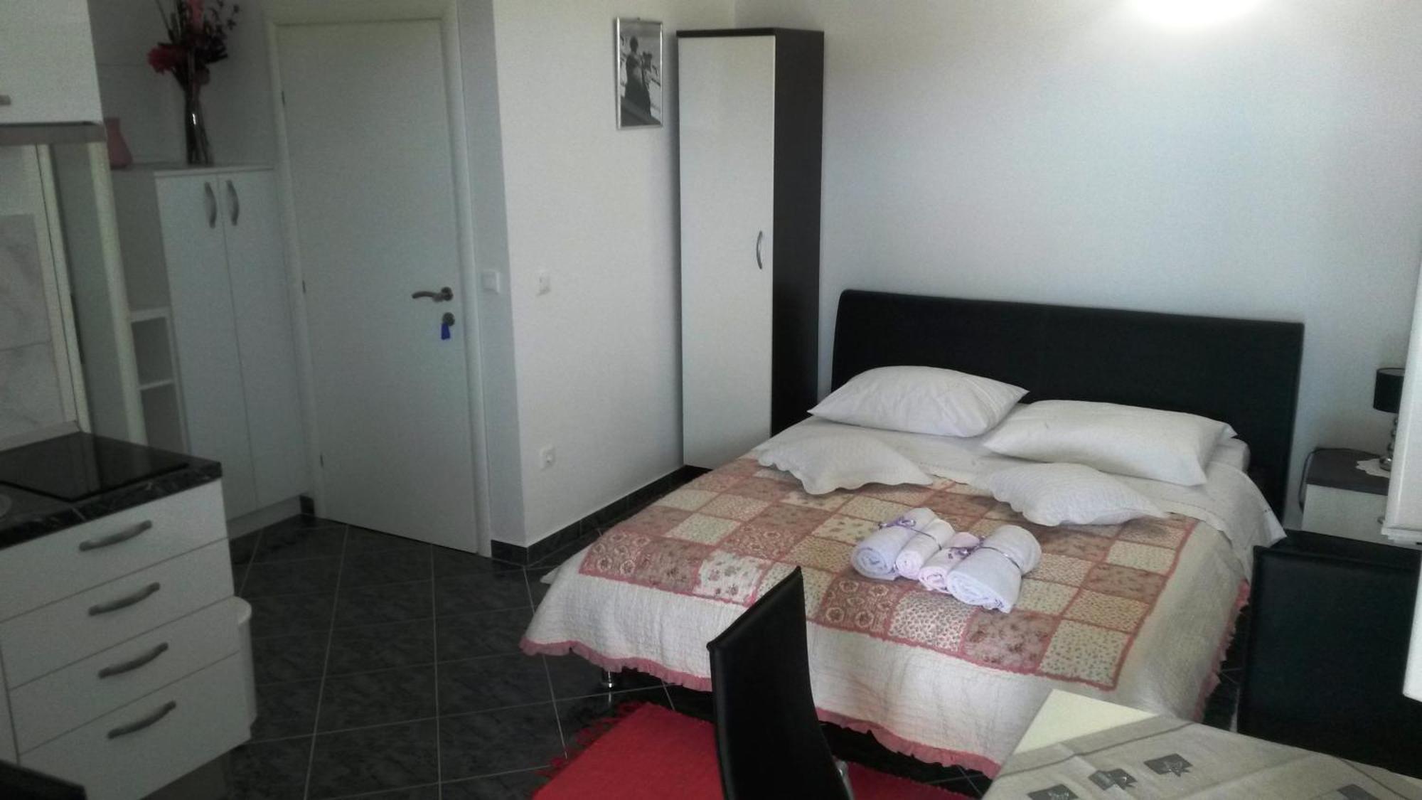 Rajcic Apartments 罗戈兹尼察 客房 照片
