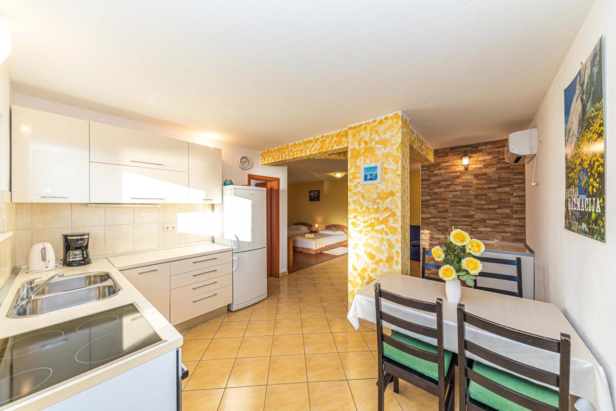 Rajcic Apartments 罗戈兹尼察 客房 照片